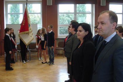 Ślubowanie klas pierwszych PG 9 rok szkolny 2013/2014 