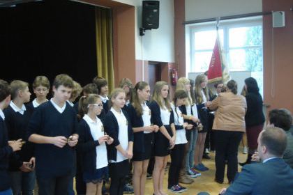 Ślubowanie klas pierwszych PG 9 rok szkolny 2013/2014 