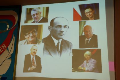 Naukowa konferencja historyczna w III LO - 4 X 2013 r. 
