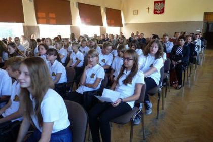 Pasowanie klas pierwszych gimnazjalnych 