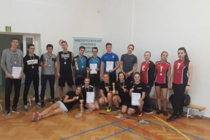 BADMINTONISTKI MISTRZYNIAMI OPOLA SZKÓŁ PONADGIMNAZJALNYCH 