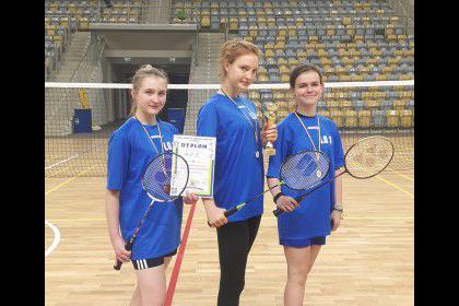 Kolejny sukces naszego żeńskiego zespołu - srebrny medal na Mistrzostwach Opola w Badmintonie 
