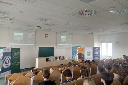 Współczesne problemy społeczno-prawne oczami młodych ludzi 