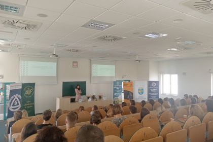 Współczesne problemy społeczno-prawne oczami młodych ludzi 