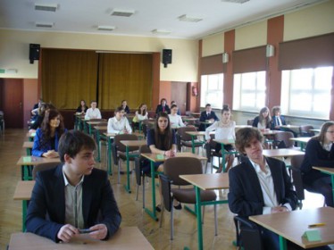 Uwaga Rodzice/Opiekunowie i Uczniowie klas III gimnazjum!!!