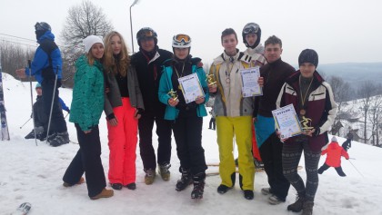 Narciarze na podium w Zieleńcu