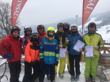 Medale naszych narciarzy na zawodach w Zieleńcu