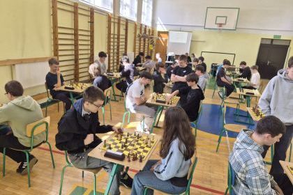 Gambity, roszady i wielkie emocje zwieńczone efektownym matem! 