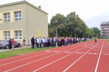 Uroczyste rozpoczęcie roku szkolnego w Publiczne Liceum Ogólnokształcące nr III w Opolu 