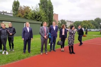 Uroczyste rozpoczęcie roku szkolnego w Publiczne Liceum Ogólnokształcące nr III w Opolu 