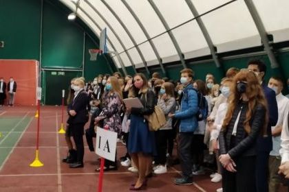 Uroczyste rozpoczęcie roku szkolnego w Publiczne Liceum Ogólnokształcące nr III w Opolu 