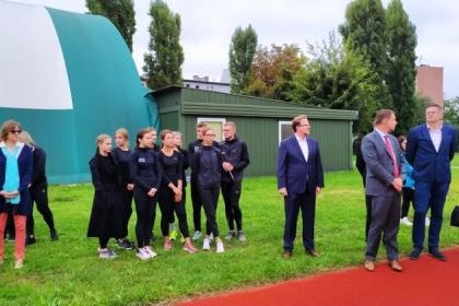 Uroczyste rozpoczęcie roku szkolnego w Publiczne Liceum Ogólnokształcące nr III w Opolu 